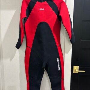Brand new Hevto men’s wetsuit size XXL